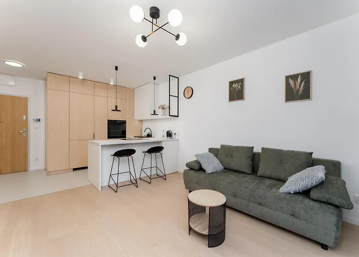 Czerwone Maki Deluxe By Bookinghost * Kraków