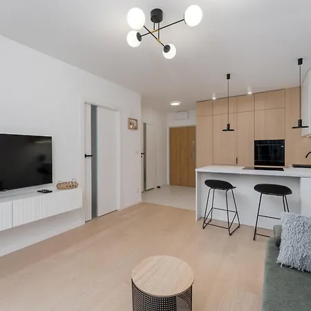 Apartman Czerwone Maki Deluxe By Bookinghost